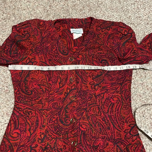 Vintage 80s quilted paisley blazer with shoulder pads in excellent condition - Picture 5 of 10